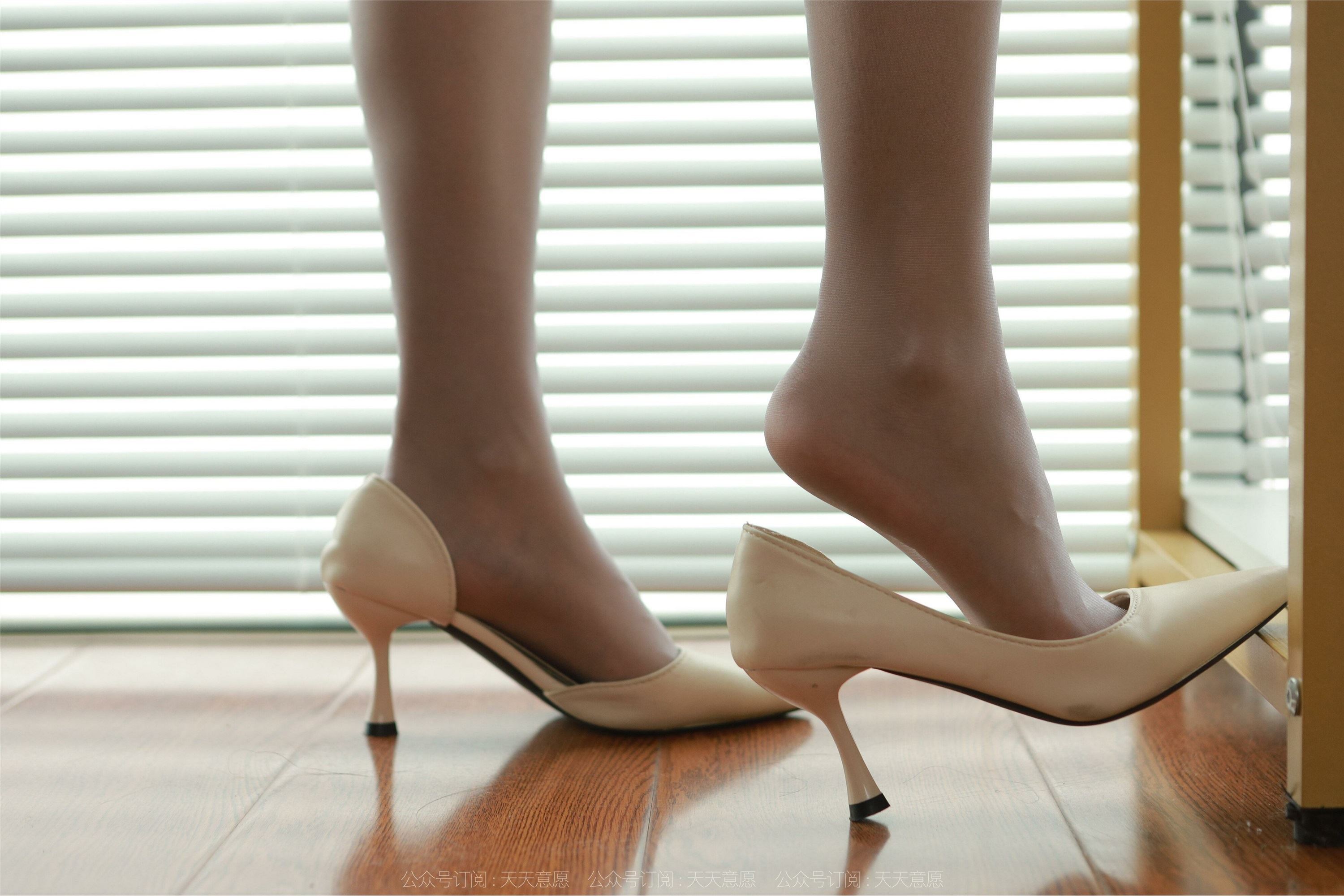 IESS异思趣向  2022.10.13 丝享家 1236 婉萍《百叶窗的故事》